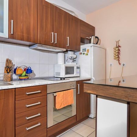 Comfortable One Bedroom Apartment In A Lively Area | Zona B5 | Russian Square Sofia Zewnętrze zdjęcie